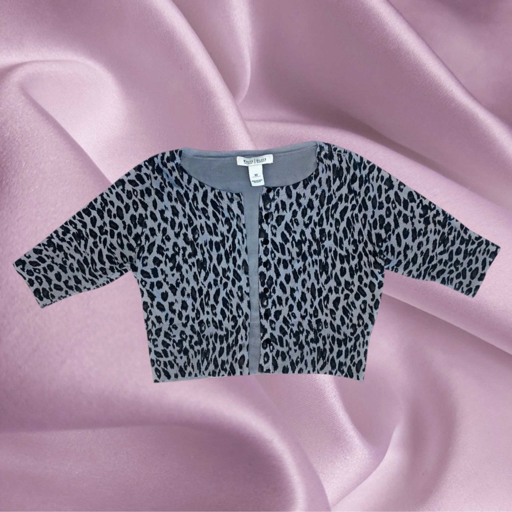 Woman’s Black Cheetah Print Button Down Cropped Cardigan Sweater